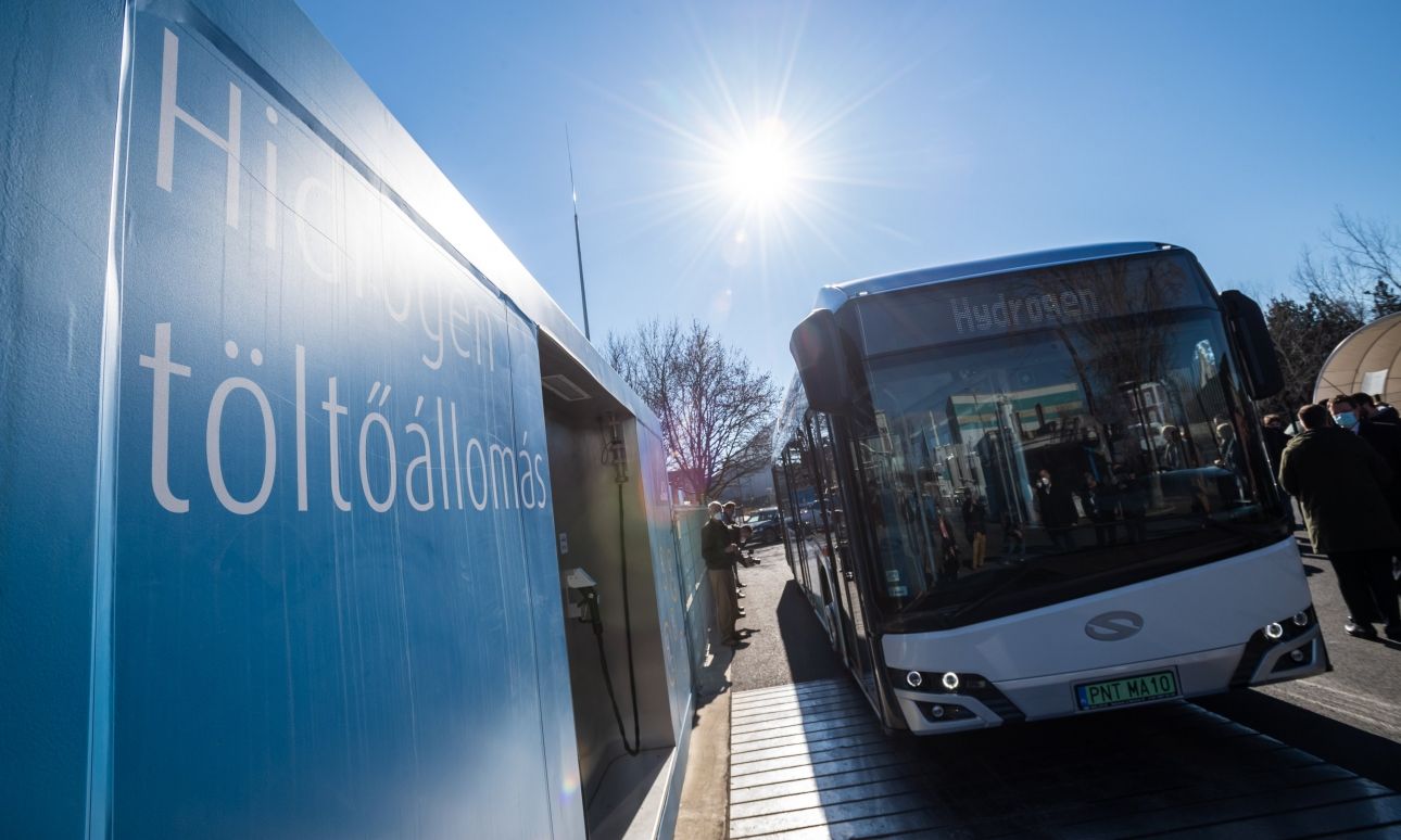 Watch: Hungary Launches First Hydrogen-Powered Bus Service