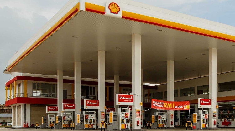 Shell Further Limits Fuel Sales in Hungary