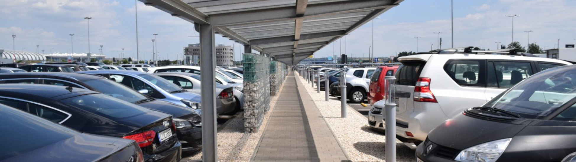 'Holiday Parking Lite' Now Operates as 'Smart Parking' at Budapest Airport