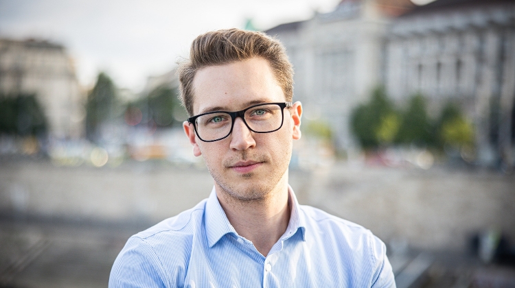 Opposition Proposes Amendment to Protect Gay People in Hungary From Hate Speech