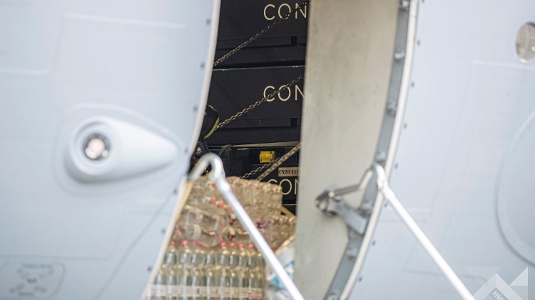 Watch: Help Sent by Hungary to Fire-Ravaged Hawaiian Islands