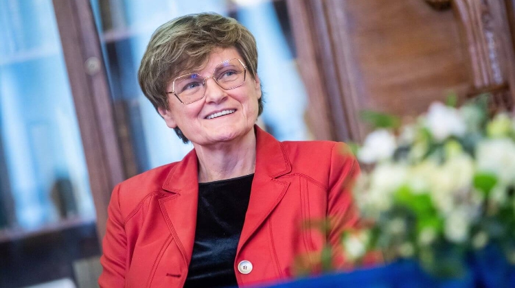 Watch: Nobel Prize Awarded to Hungarian Biochemist Katalin Karikó