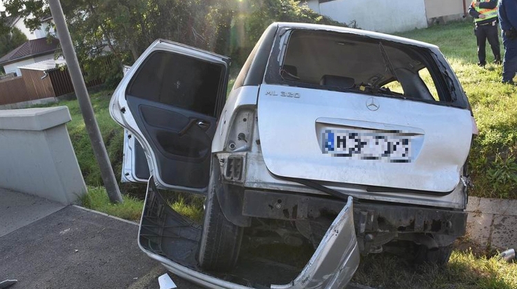 Foreigner Driving Minivan Full of Illegal Migrants Crashes in Hungary After Trying to Outrun Police
