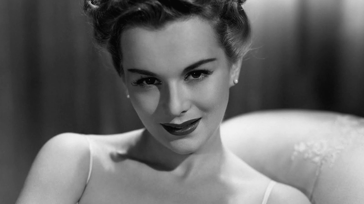 Life-Size Statue of Zsa Zsa Gábor to be Erected in Budapest