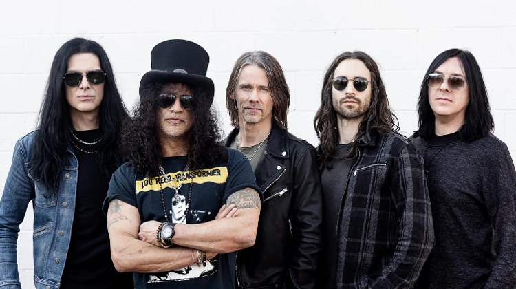SLASH Featuring Myles Kennedy & The Conspirators, MVM Dome Budapest, 19 April