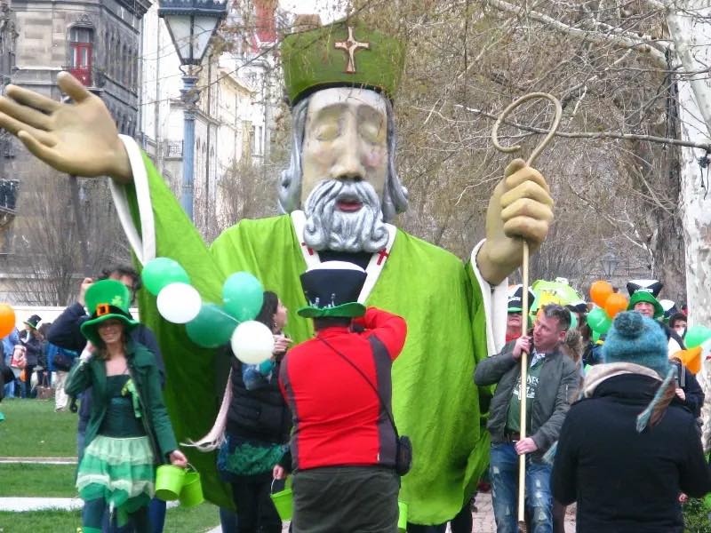 St. Patrick’s Day Parade, Budapest, Szabadság tér, 19 March,