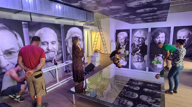 New Gallery in Budapest Showcases Prize Winning Ethnic Hungarian Artists