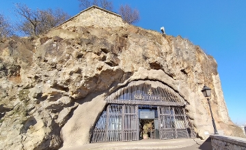 Xploring Budapest: Cave Church
