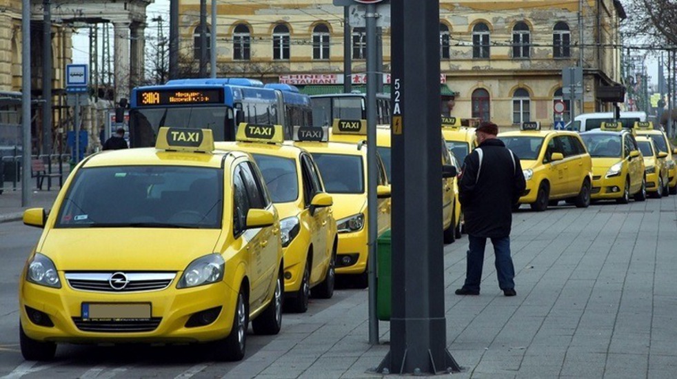 Amounts Revealed of New Double-Digit Rises in Budapest Taxi Prices