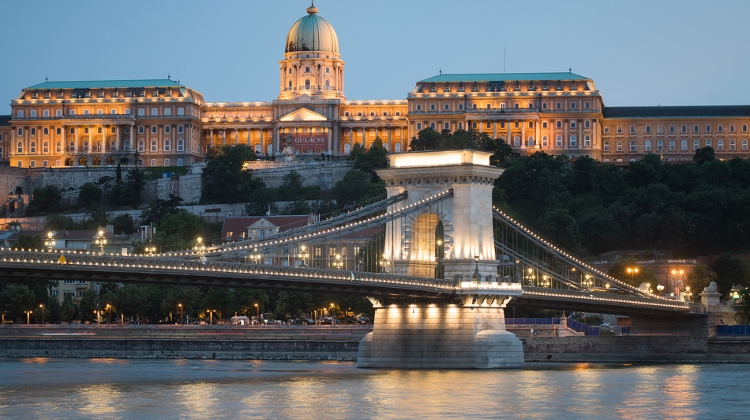 Chain Bridge Reopens with a Free Picnic
