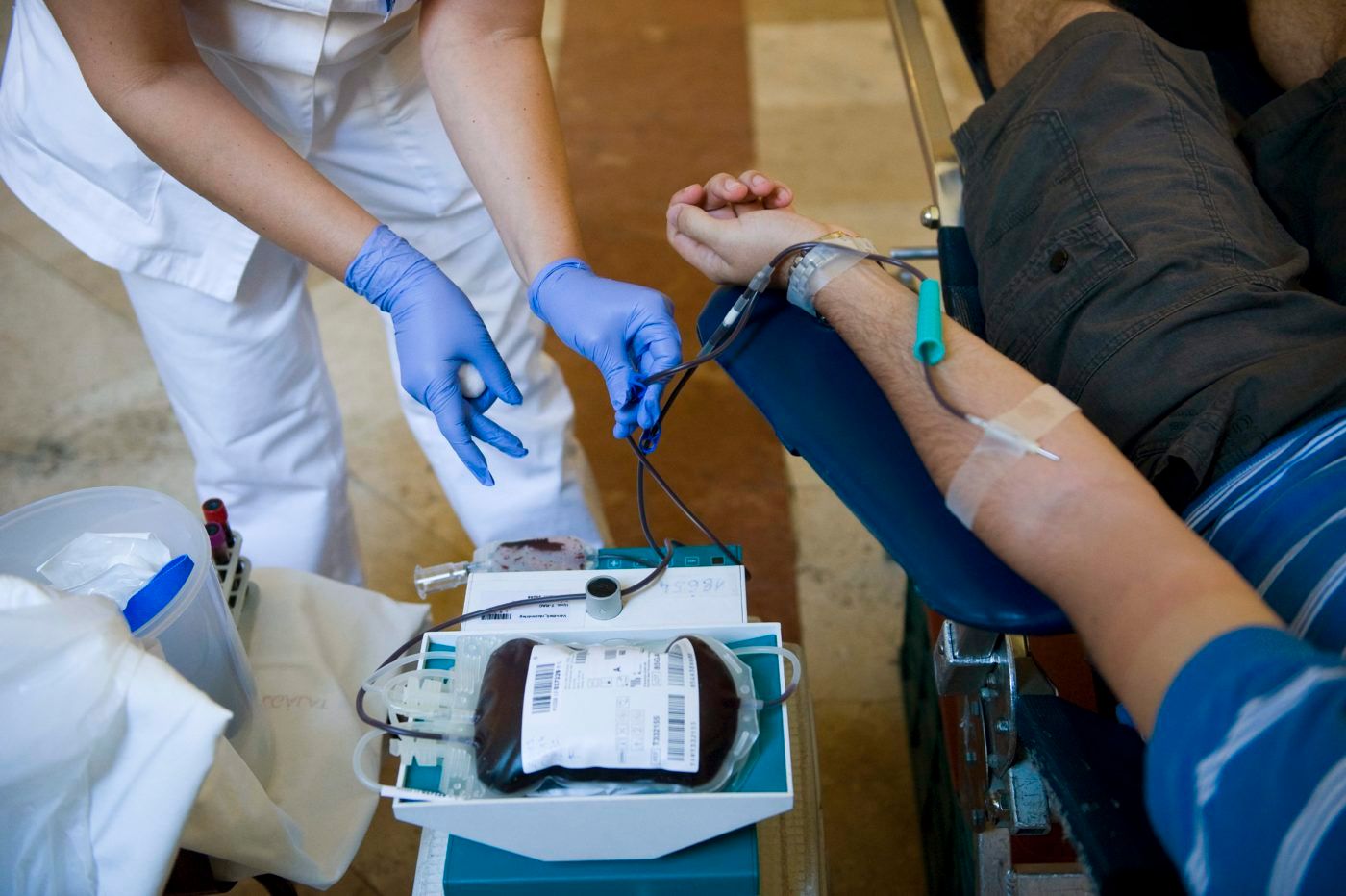 Insider's Guide: How to Donate Blood in Hungary