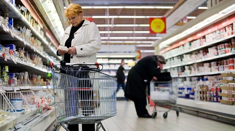 Supermarkets in Hungary Now in Race to Cut Prices
