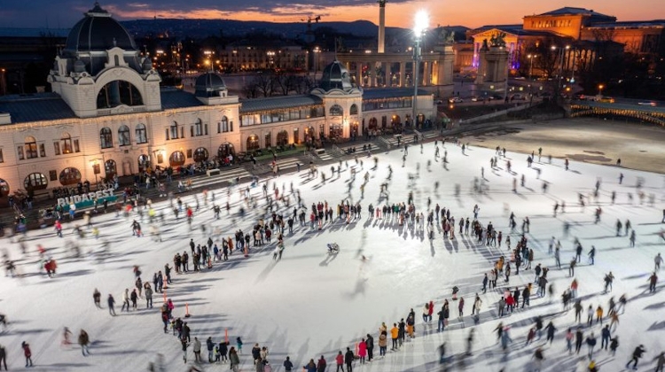 Late Night Skating Parties Set for Saturday in Hungary