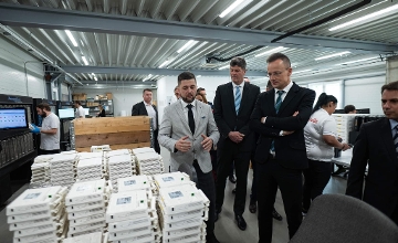 Mercedes Plant Expansion in C Hungary on Schedule