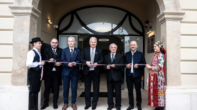 Sapientia University of Transylvania Key for Hungarian Nation's Survival, Says Semjén