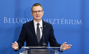 Official: 'Biggest Wage Increase Of All Time' for Teachers in Hungary Official: 'Biggest Wage Increase Of All Time' for Teachers in Hungary