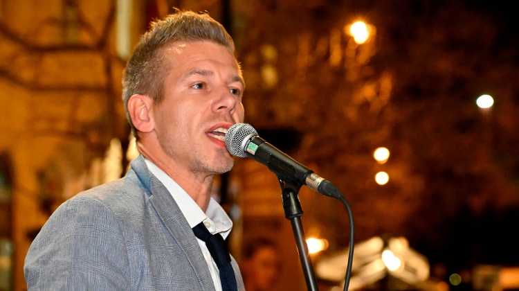 New Demo in Budapest: Magyar Demands Resignation Of Public Prosecutor, and Whole Gov't