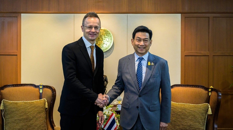 'Proof of Friendship': Avenue Named After Budapest in Bangkok