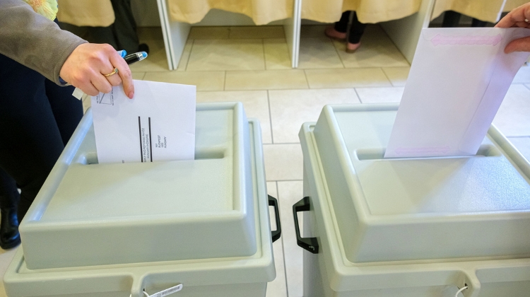 50+ Foreign Diplomats Accredited to Hungary Briefed About Upcoming EP & Local Elections 50+ Foreign Diplomats Accredited to Hungary Briefed About Upcoming EP & Local Elections