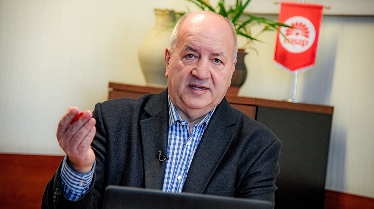 'Flawed' Pension Policy:  Hungary’s Economy “In Big Trouble”, According to Opposition