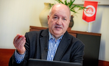 'Flawed' Pension Policy:  Hungary’s Economy “In Big Trouble”, According to Opposition