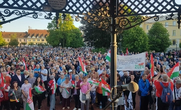 Tisza Party Emerges as Leading Opposition Force in Hungary