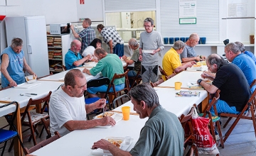 “Food Assistance for Homeless People” Project Launched in Hungary Worth HUF 8.5 Billion