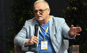 MOL Chief Attacks Gov't Policy in Hungary - “Patching Holes” More Than “Strategic Thinking”