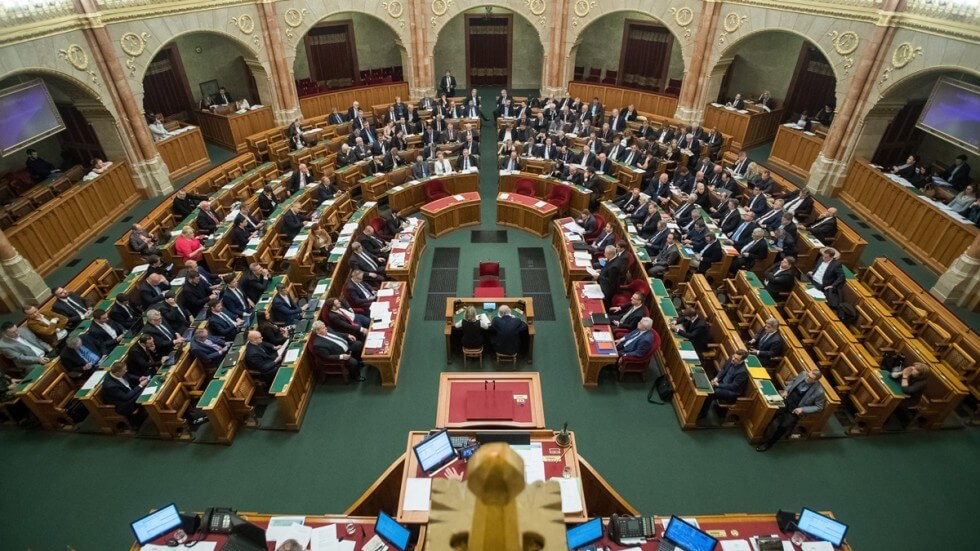 MPs Debate Prolonging State of Emergency in Hungary