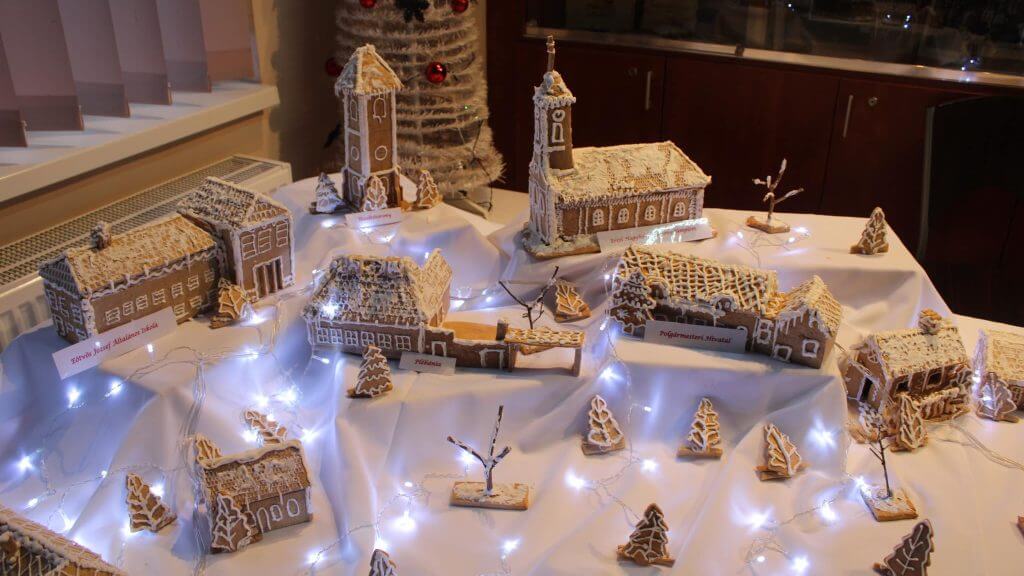 Top 7 +1 Festive Gingerbread Villages Around Hungary