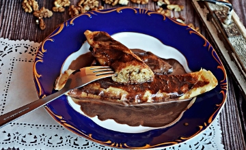 Taste Happiness in Budapest: Top 5 + 1 Traditional Hungarian Deserts