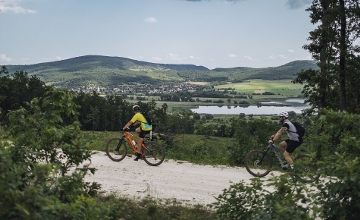 Lake Balaton Now Offers 400 Kilometers of New Cycling Route