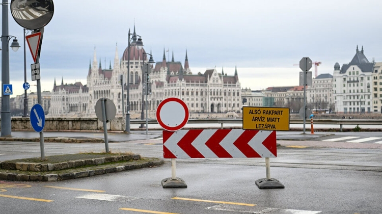 Flood Alert Issued for Budapest - Danube Road Expected to Be Closed