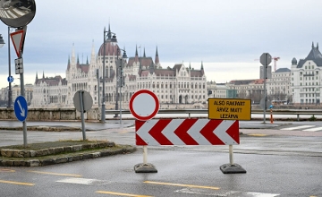 Flood Alert Issued for Budapest - Danube Road Closure Warning