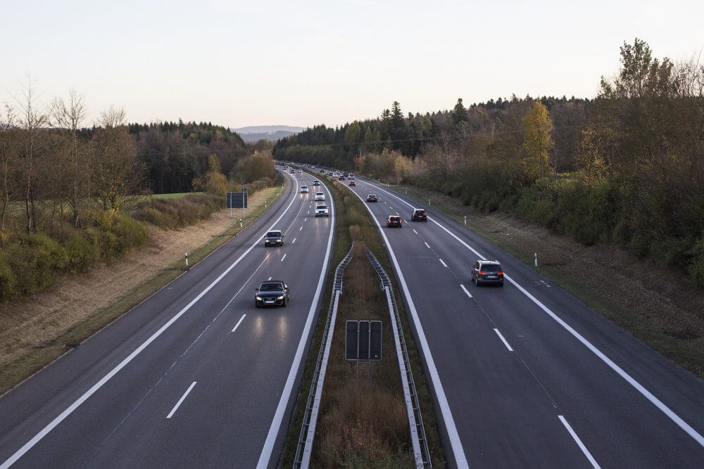 Motorways In Hungary to Be Expanded With 'Intelligent' Hard Shoulders