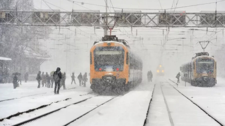 Snow Causes Railway Chaos in Hungary - Quick Summary