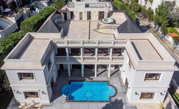 LiveJasmin Billionaire Puts Luxury Budapest Properties on Market