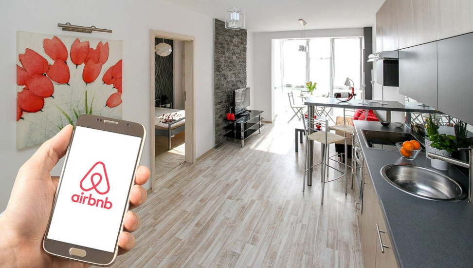 Will Downtown Budapest District Ban Airbnb-Type Rentals?