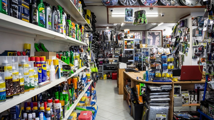 Retail Units Closing Rapidly in Hungary Retail Units Closing Rapidly in Hungary