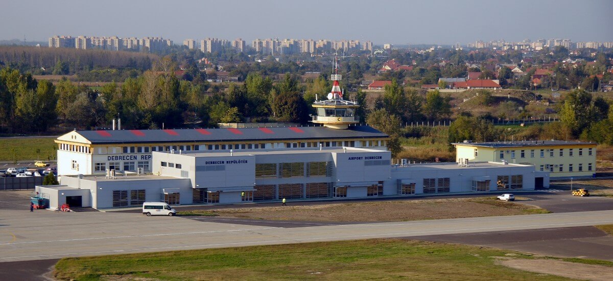 Update: Now Open Again - Debrecen Airport Closed Down Due to Heat Damage
