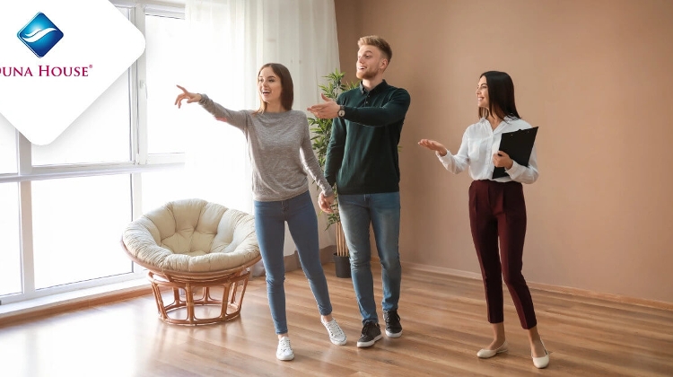 Duna House Profit Climbs Nearly 70% in Hungary