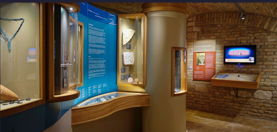 'Touch of Humility' Exhibition at Bible Museum in Budapest