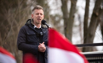 Women in Hungary Were Not Treated Right Over Past 15 Years, Says Magyar Women in Hungary Were Not Treated Right Over Past 15 Years, Says Magyar