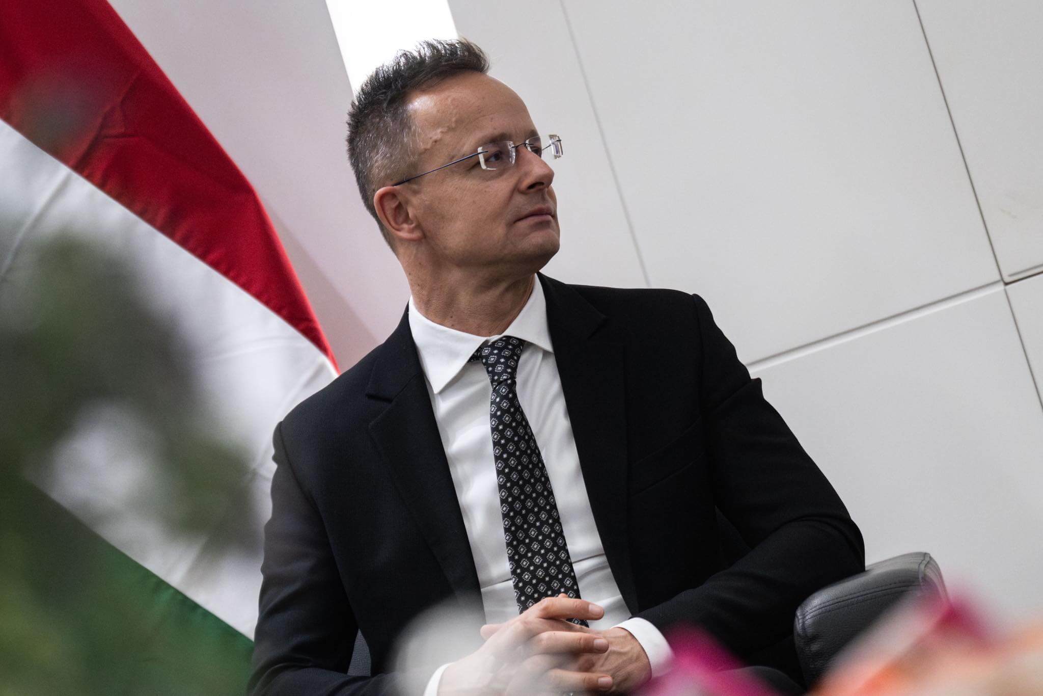 Brussels Migration Policy 'Suicide', Says Hungarian FM
