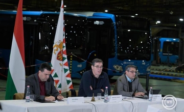 Budget Crisis Threatens Budapest’s Public Services, City Hall Rejects Insolvency Ultimatum