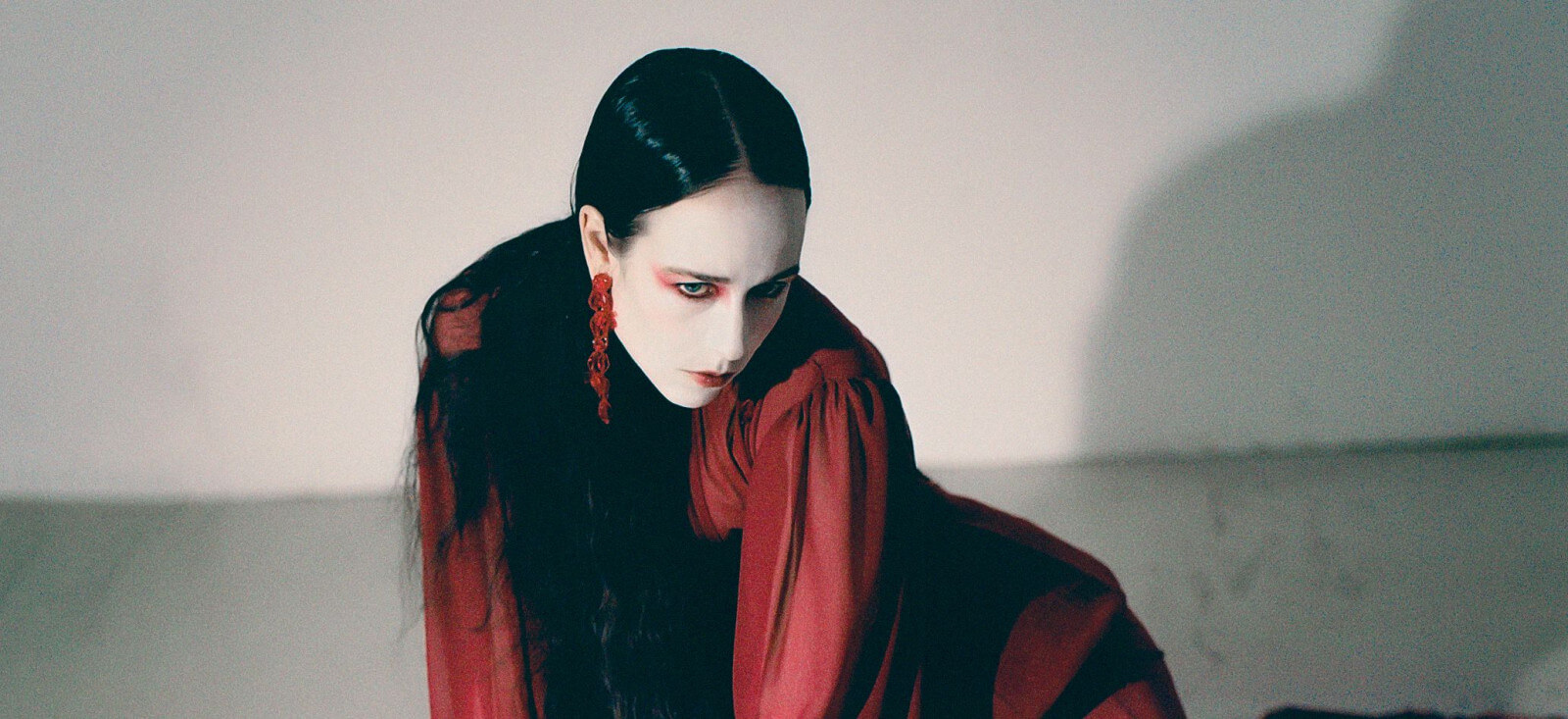 Allie X, A38 Ship Budapest, 28 June