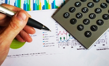 Baby Bonds to Pay Record Yield in Hungary