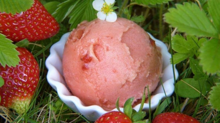 Ice Cream Day: Find Free Scoops on Sunday Around Lake Balaton