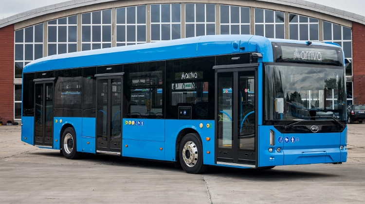 Budapest Puts New Electric Buses into Service