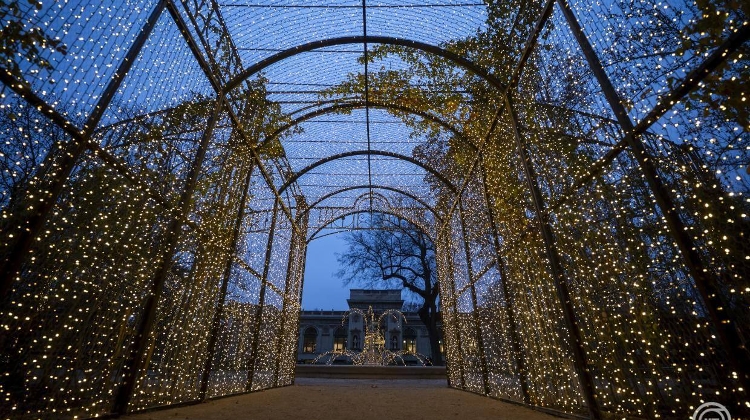 Special Advent Light Installations Diverse Festive Program in Budapest's City Park